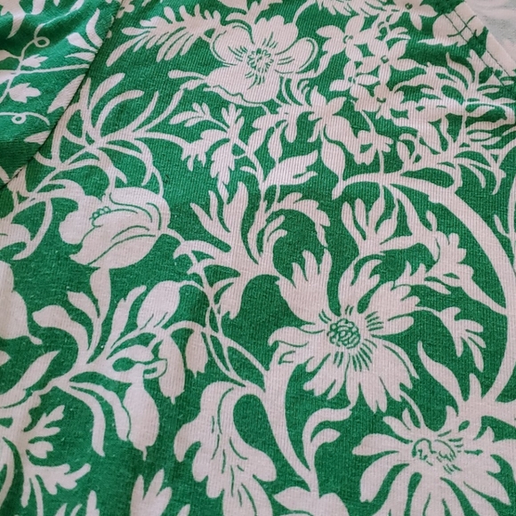 Green and white Cabi faux wrap dress. - Picture 5 of 5